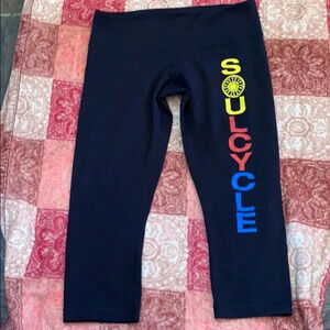 Lululemon wonder under soulcycle crop